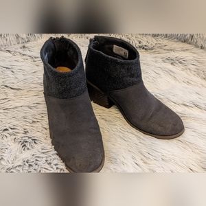 TOMS ankle boots. Grey, size 7.